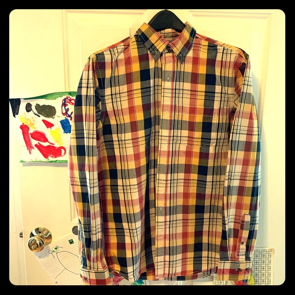 Men’s button down Long sleeve shirt